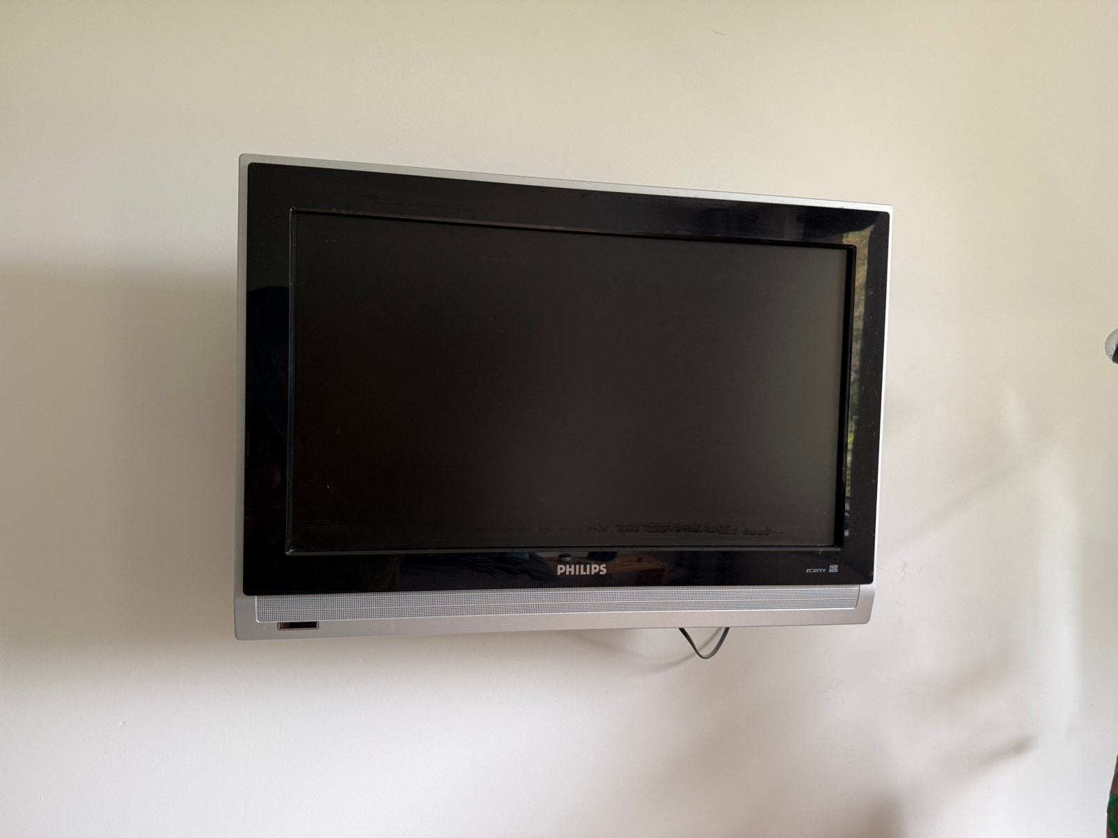 Philips LVD TV + Vogels ophangbeugel, Ophalen, Philips, Gebruikt, 50 Hz