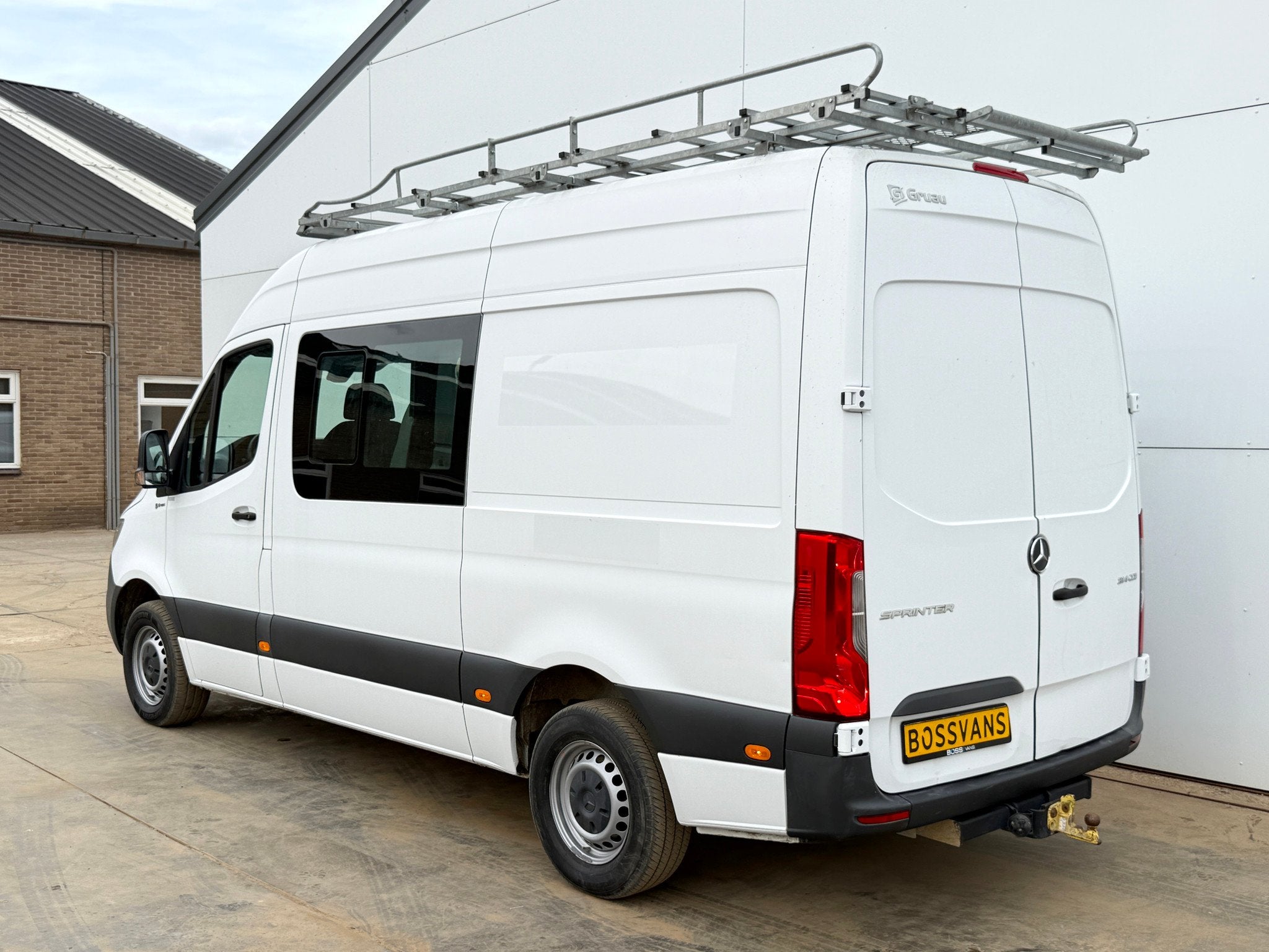 L2H2 Dubbele Cabine Climate Control Cruise Control Trekhaak, Auto's, Achterwielaandrijving, Gebruikt, Euro 6, 4 cilinders