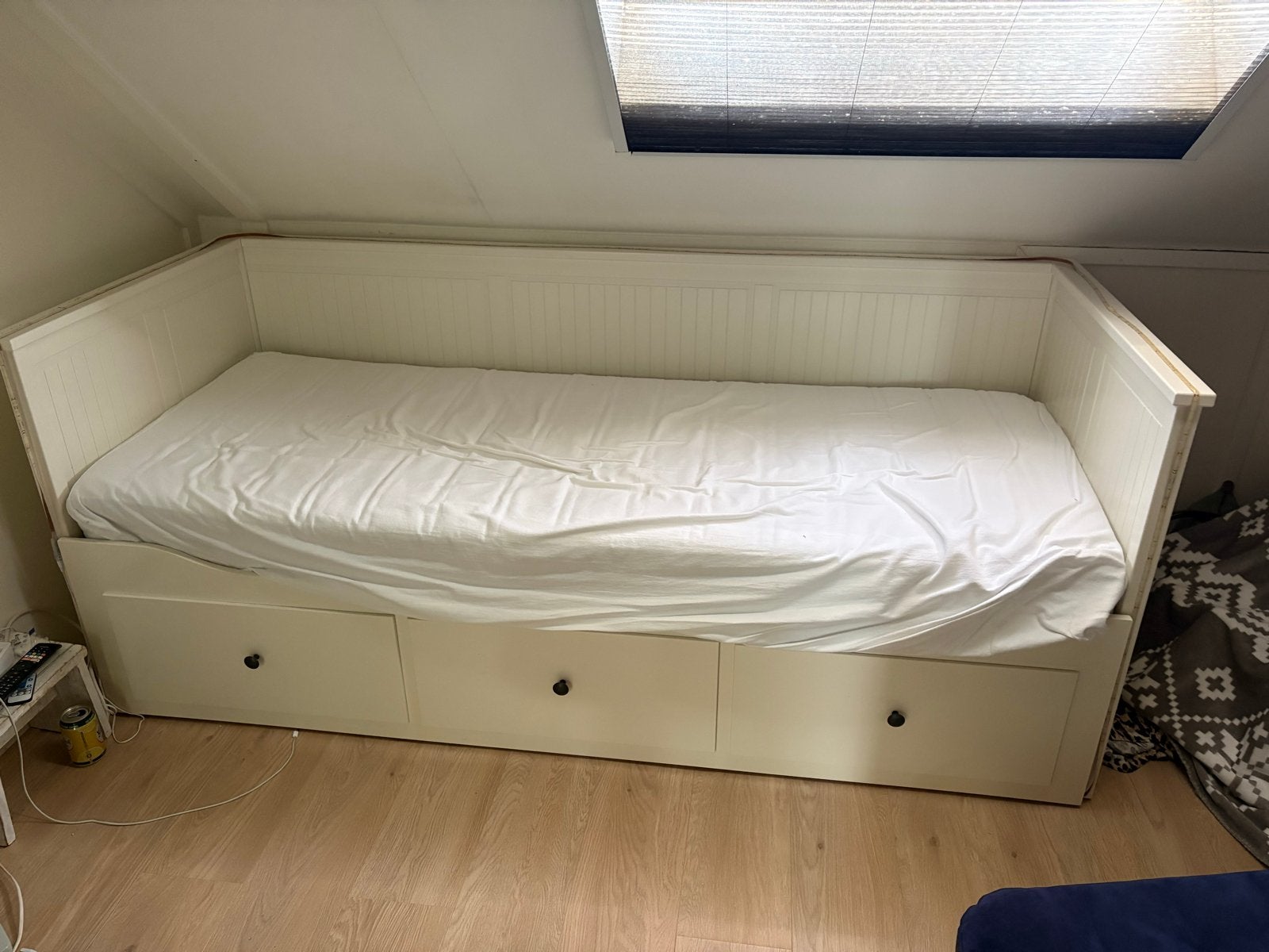 Ikea Hemnes Bedbank met 3 lades - Uitschuifbaar tweepersoons, Huis en Inrichting, Ophalen, Gebruikt, Wit, Tweepersoons