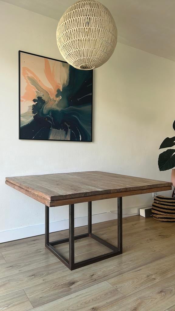 Mooie industriële 4 tot 6 persoons vierkante eettafel, Ophalen, Gebruikt, Vierkant, Vier personen
