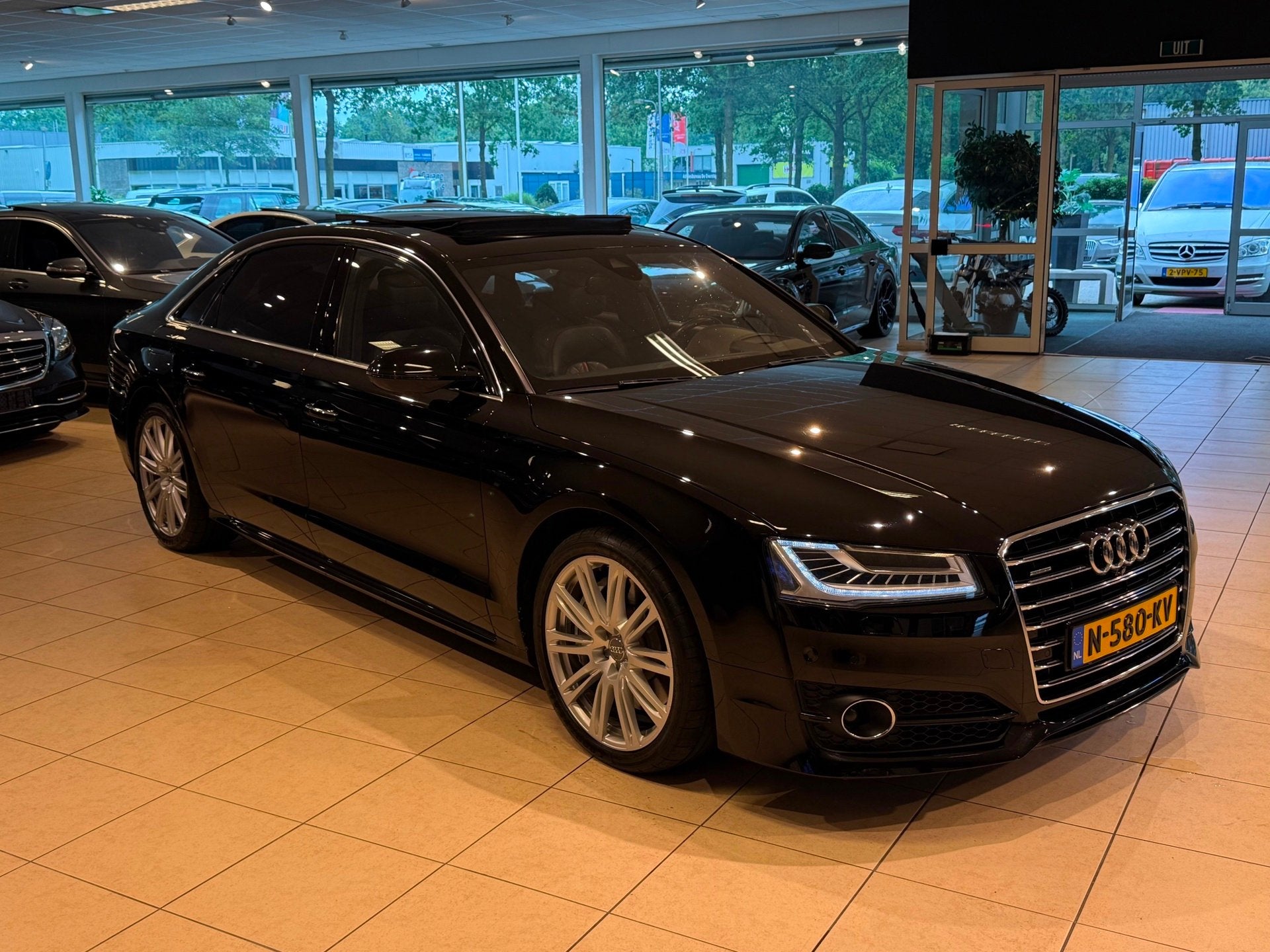 Audi A8 4.2 TDI Quattro Lang Pro Line+ Edition21 Audi Exclus, Auto's, Audi, Automaat, Gebruikt, Adaptive Cruise Control, 255 €/maand
