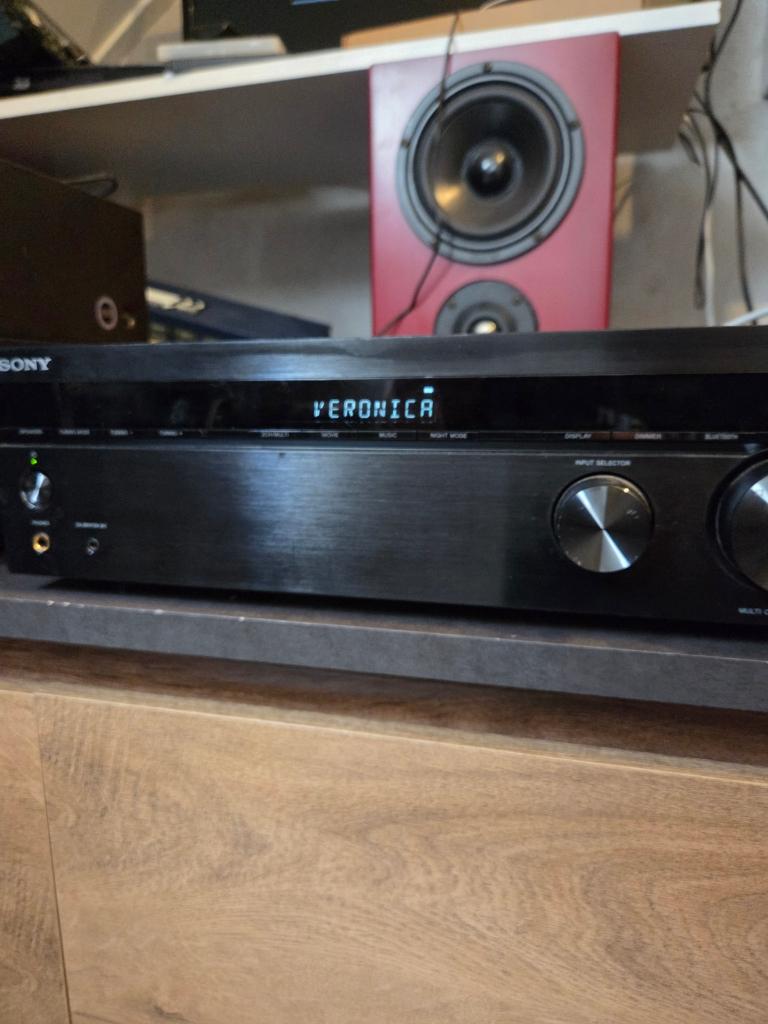 Sony STR -DH590 Receiver met bluetooth en hdmi, Ophalen of Verzenden, Zo goed als nieuw, Sony, 120 watt of meer