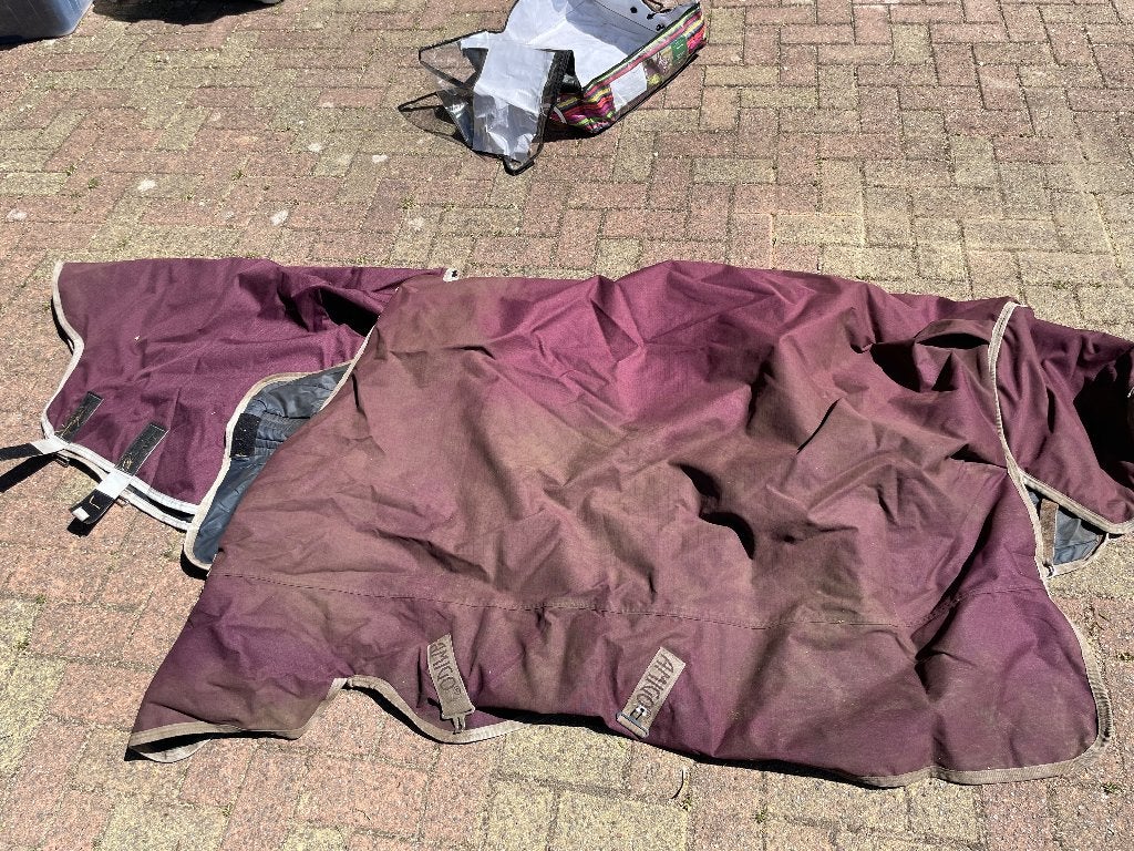 Amigo horseware 200 g dekens met hals maat 185 en 195, Dieren en Toebehoren, Ophalen of Verzenden