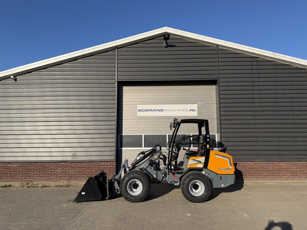 Giant G2700 X-TRA HD+ minishovel / kniklader NIEUW €690 LE, Tobroco, Info@tobroco.nl, Sprendlingenstraat 57
5061 KM  Oisterwijk, NL