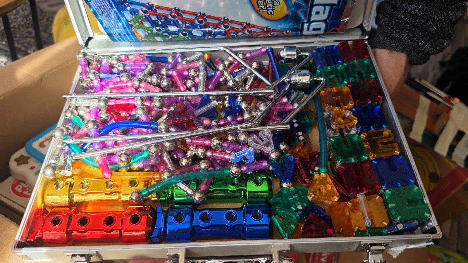 Grote set magnetisch bouwspeelgoed - Nieuwstaat, Ophalen of Verzenden, Nieuw, Overige merken