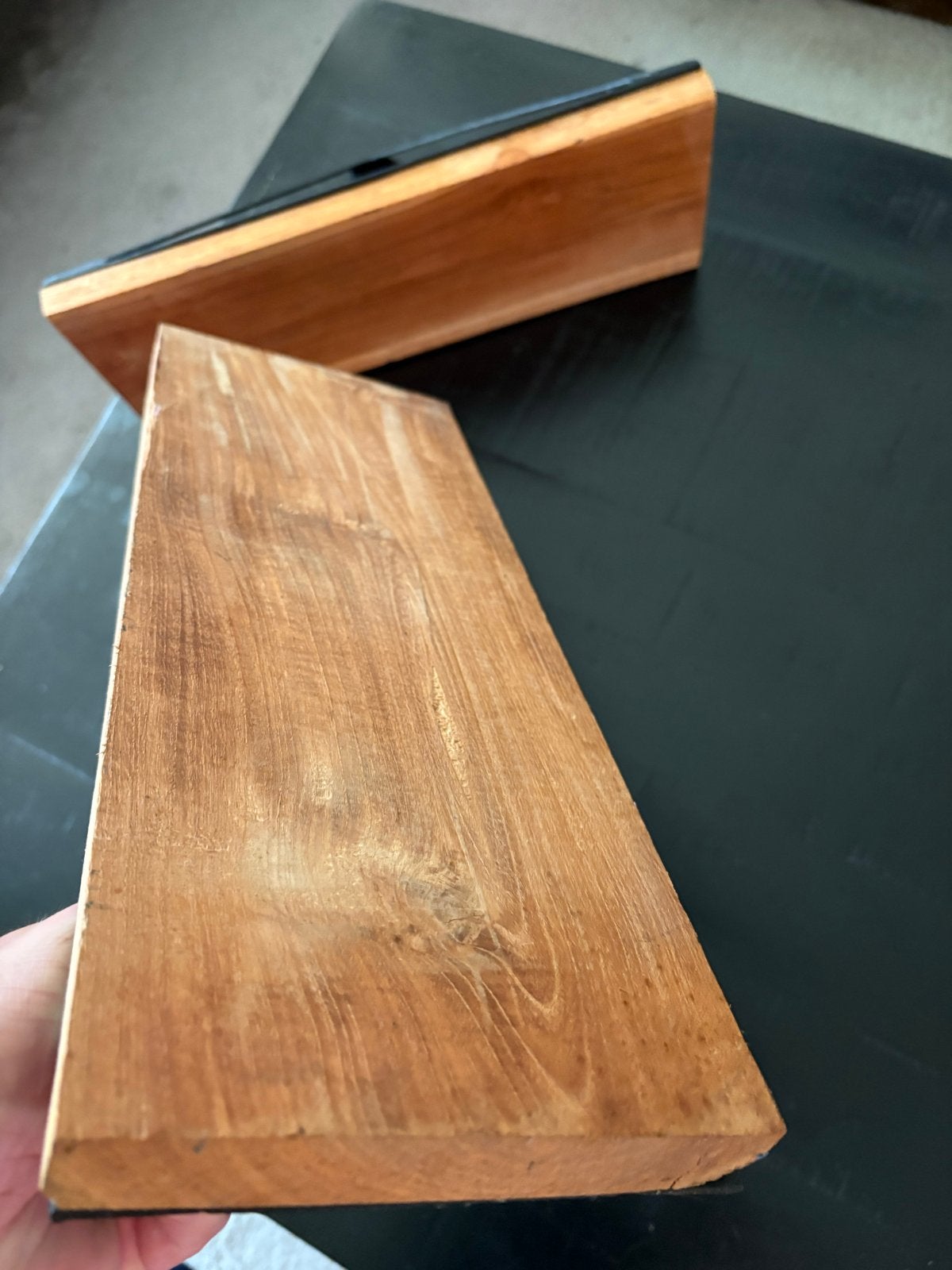 Set van 2 houten en metalen boekensteunen, Ophalen, Zo goed als nieuw