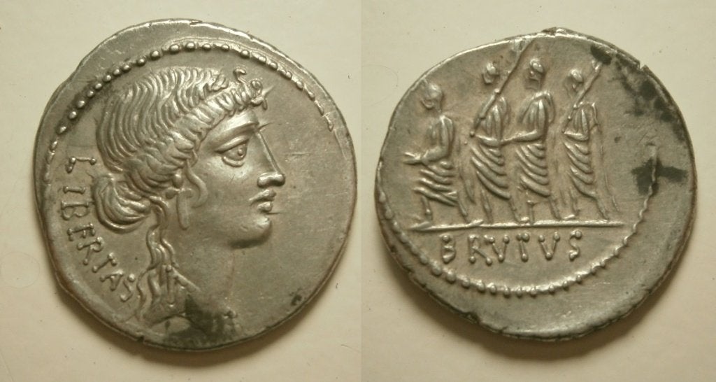 Romeinse Republiek 54 BC Brutus, as moneyer, AR Denarius., Postzegels en Munten, Munten | Europa | Niet-Euromunten, Ophalen of Verzenden