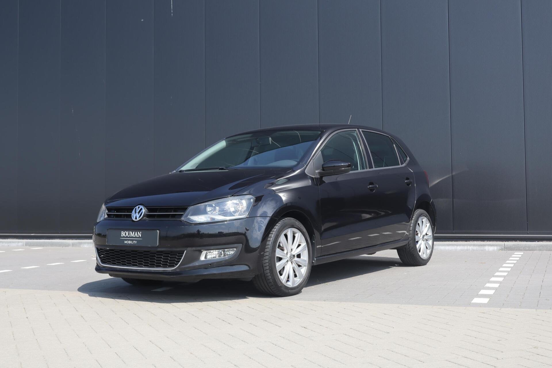 Volkswagen Polo 1.2 TSI Highline AUTOMAAT NL AUTO, CARPLAY, Euro 5, Stof, Zwart, 4 cilinders