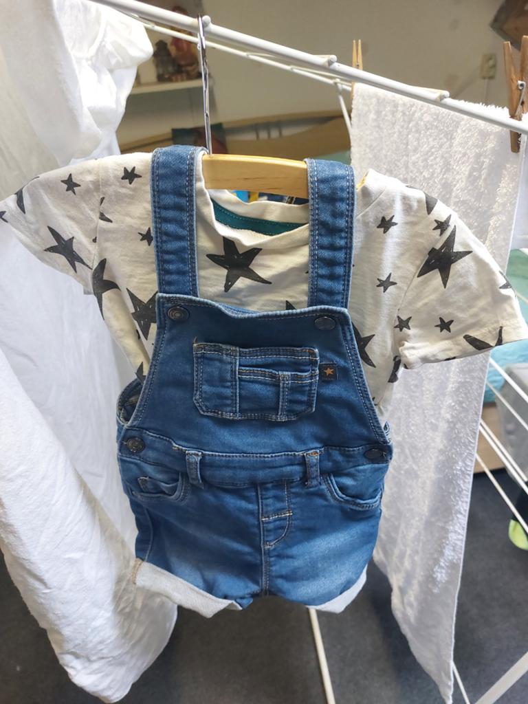 Mooie jongens korte tuin broek maat 74/80, Ophalen, Zo goed als nieuw, Jongetje, Broekje