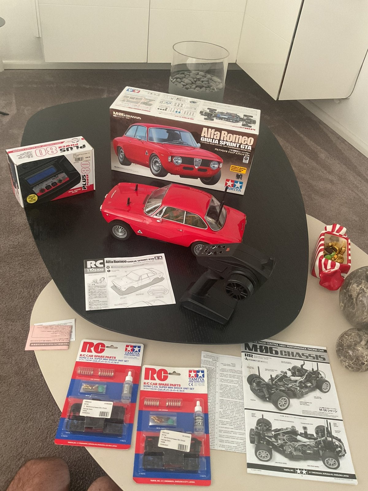 Tamiya Alfa Romeo Junior compleet met zender lader accu etc, Ophalen, Zo goed als nieuw