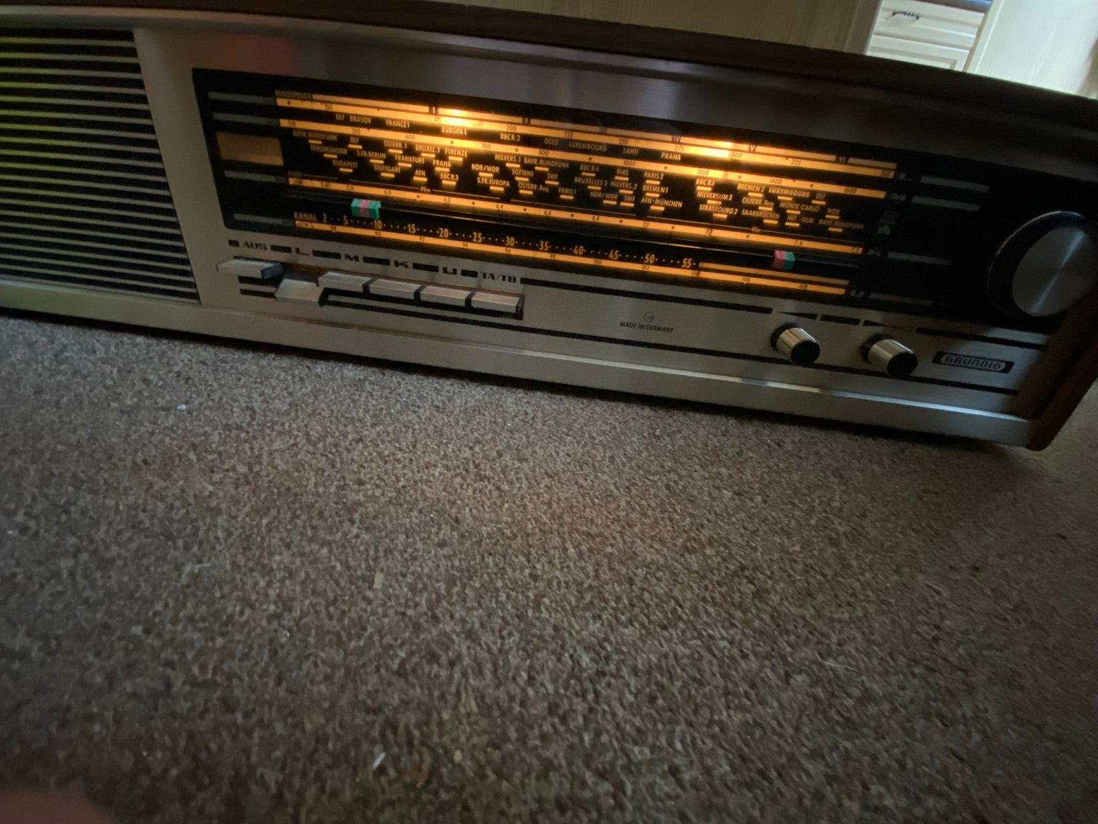 Vintage Grundig Radio RF 3311 - Klassieke Wereldontvanger, Audio, Tv en Foto, Ophalen of Verzenden, Gebruikt, Wereldontvanger
