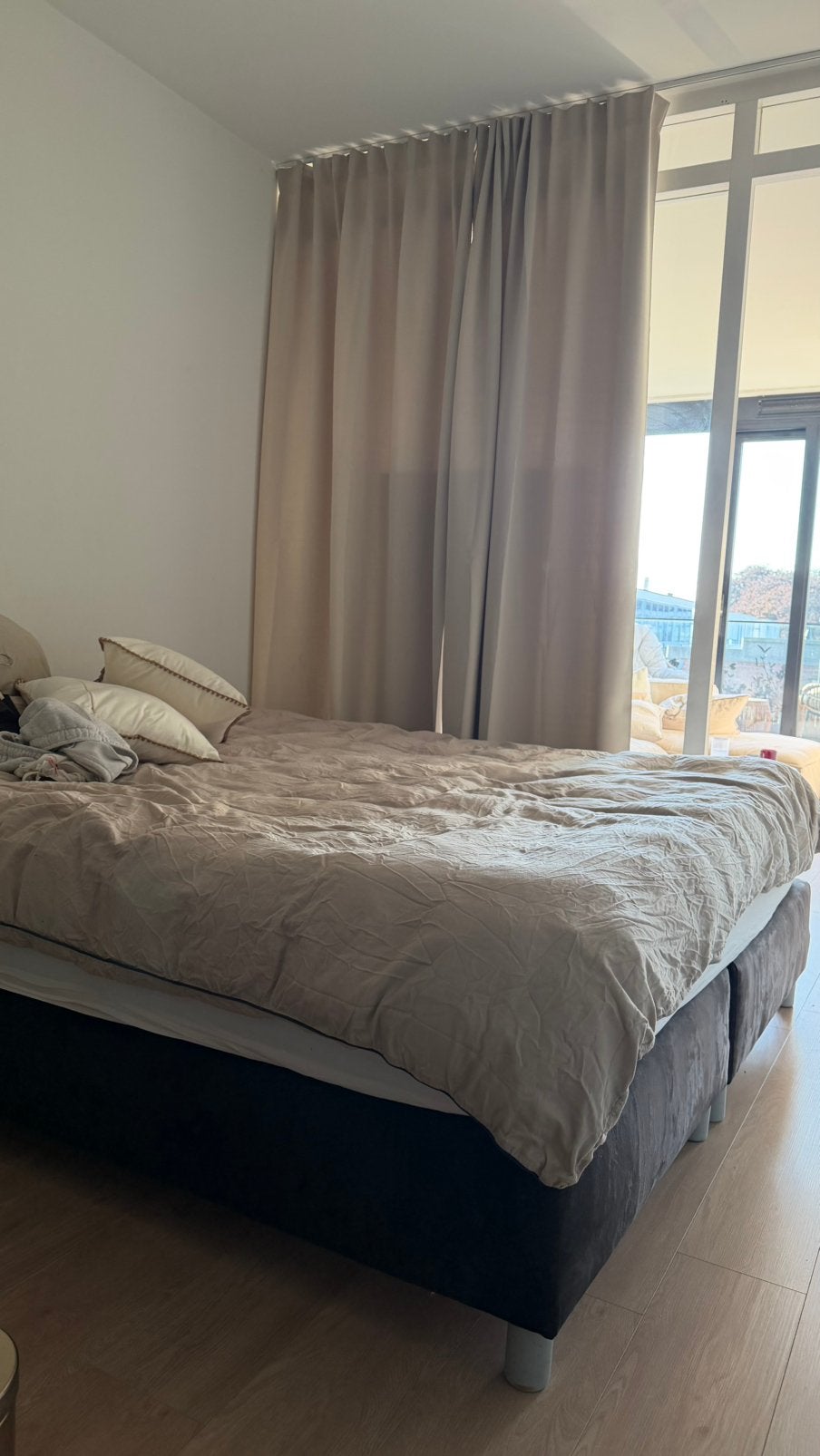 Boxspring 180 breed - GRATIS, Ophalen, Gebruikt, Zwart, Tweepersoons