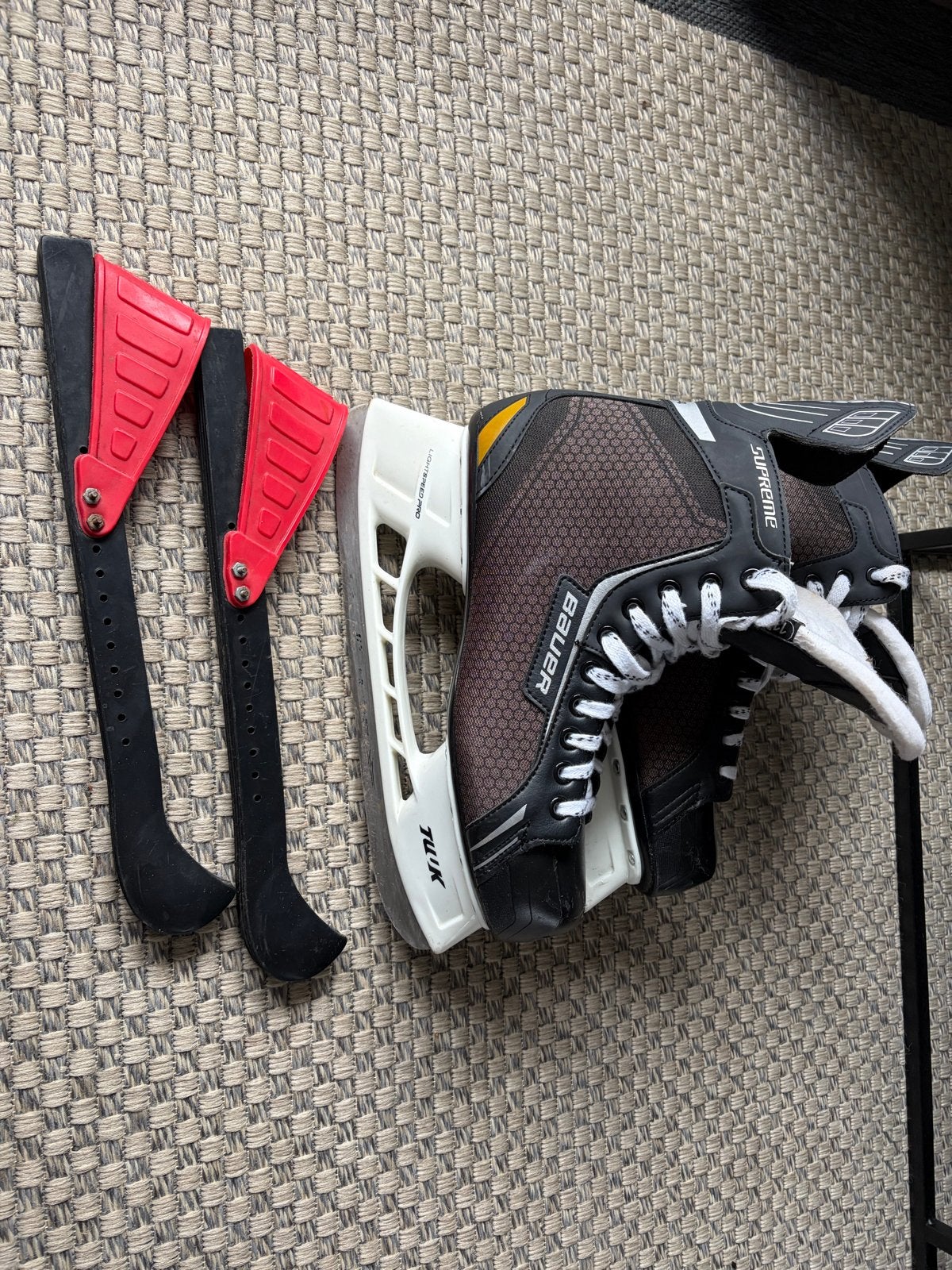 Bauer ijshockeyschaatsen - Maat 47 met beschermers, Sport en Fitness, Ophalen of Verzenden, Gebruikt, IJshockeyschaatsen, Bauer