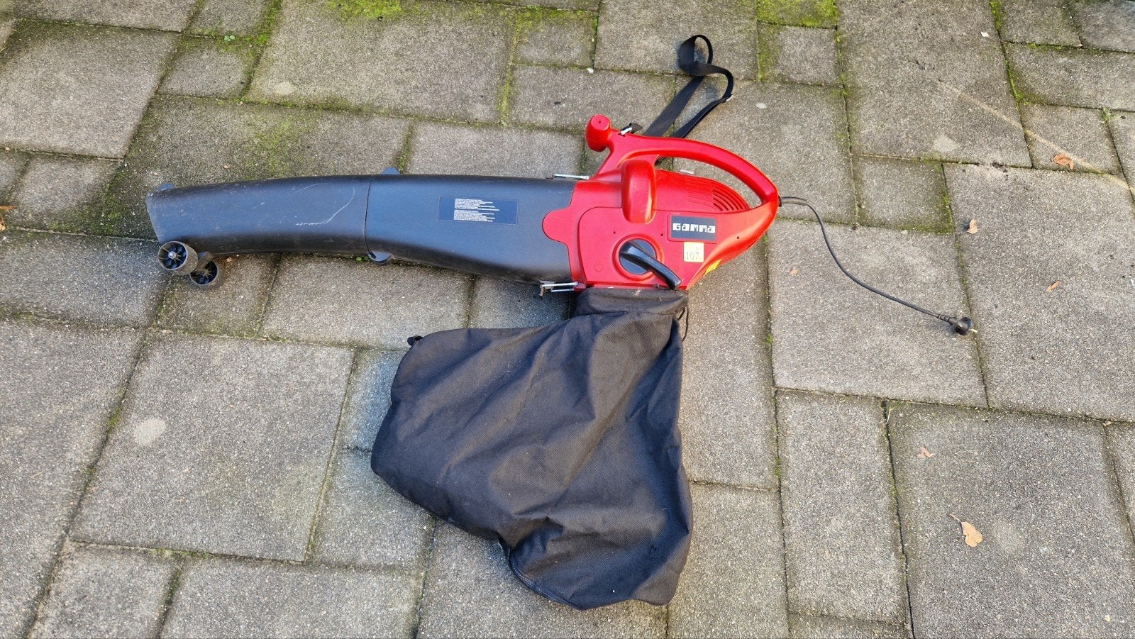 Gamma GB-2000 Bladblazer/Bladzuiger met versnipperfunctie, Ophalen, Gebruikt, Met opvangzak, Handgedragen