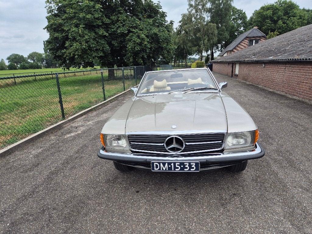 Mercedes Benz 350 SL, foto 4