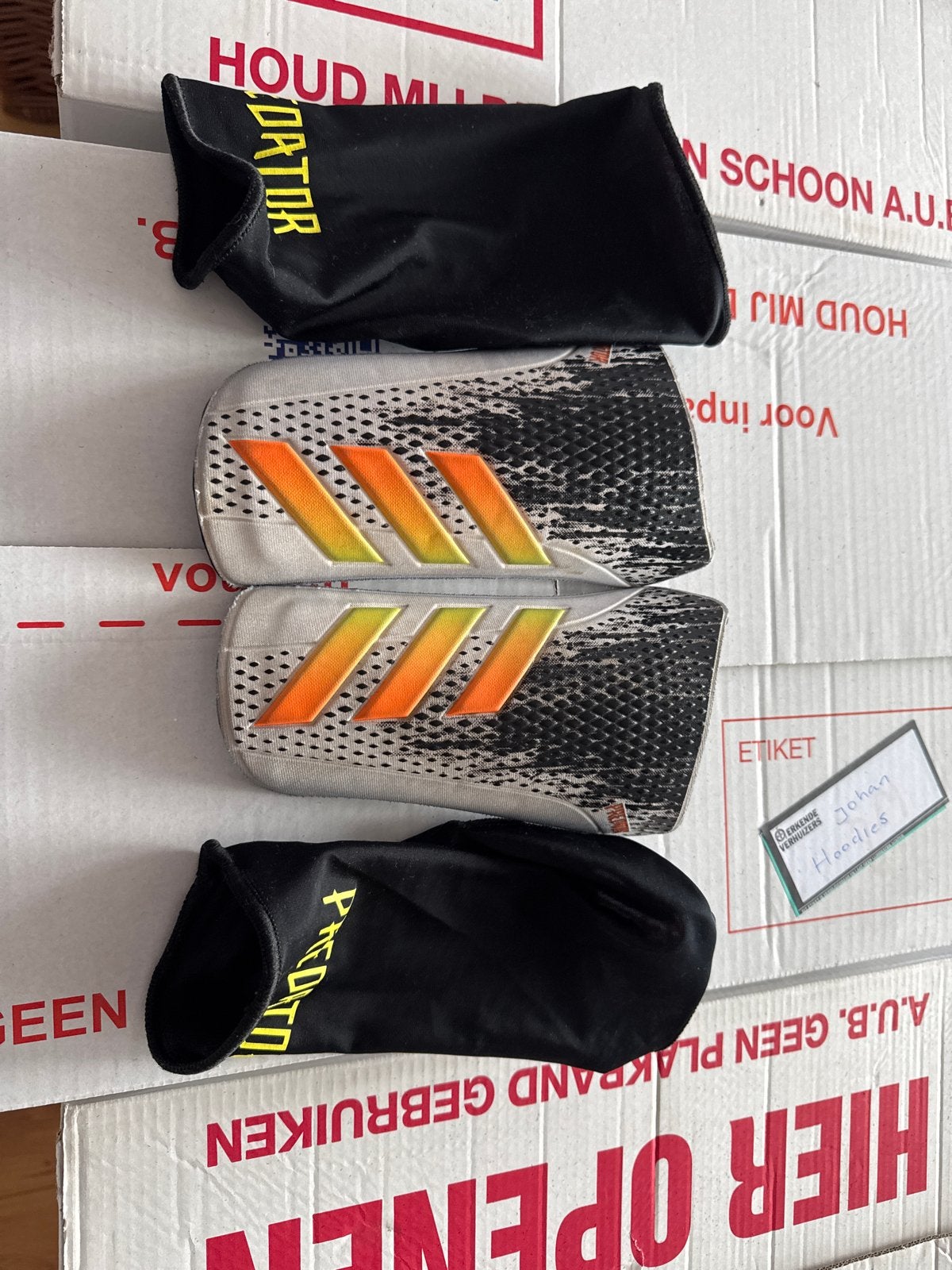 Adidas Predator scheenbeschermers met sokken, Ophalen of Verzenden, Nieuw, Overige typen