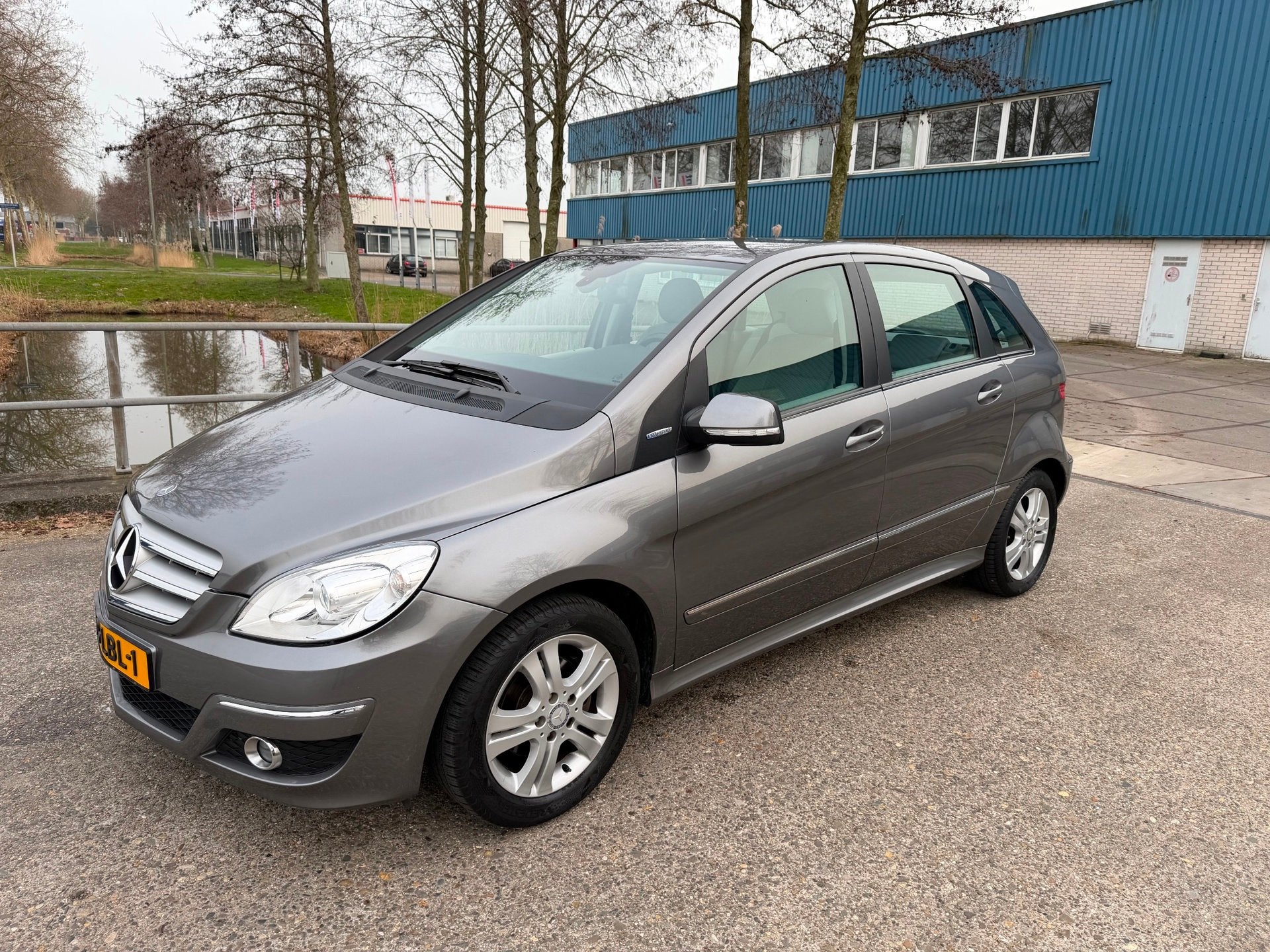 Mercedes-Benz B-klasse 160 BlueEFFICIENCY Business Class!201, Auto's, Voorwielaandrijving, Euro 5, Start-stop-systeem, Origineel Nederlands