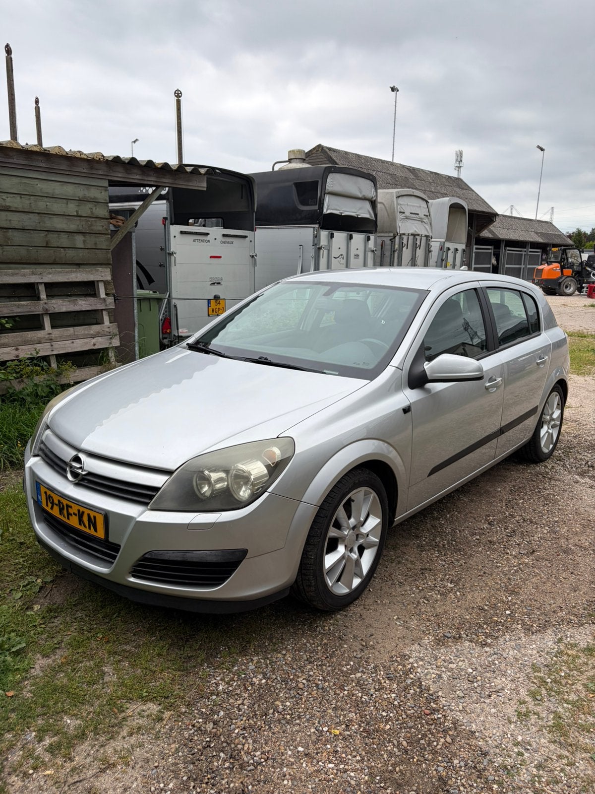 Opel Astra 1.8 16V 125PK 2005, Euro 5, Zwart, 1796 cc, Origineel Nederlands