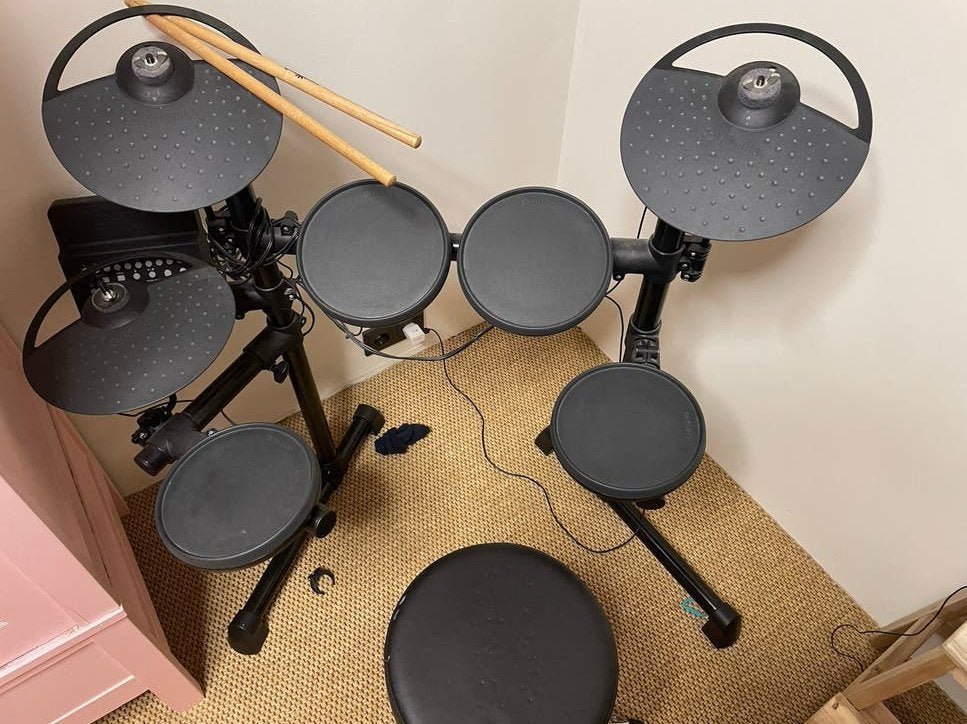 Yamaha DTX400K Elektronisch Drumstel - Zo goed als nieuw, Muziek en Instrumenten, Drumstellen en Slagwerk, Ophalen, Zo goed als nieuw
