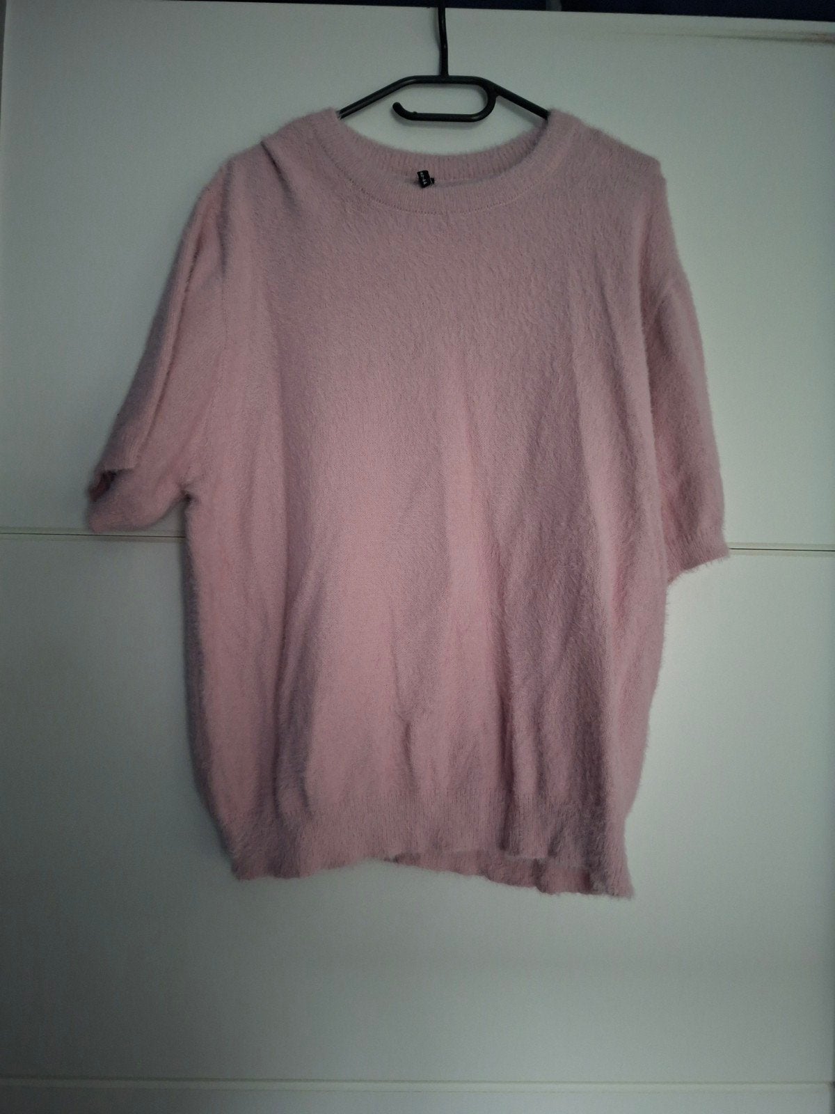 Leui nieuw fluffy truitje van Wibra maat 42/44, Ophalen of Verzenden, Nieuw, Maat 42/44 (L), Roze