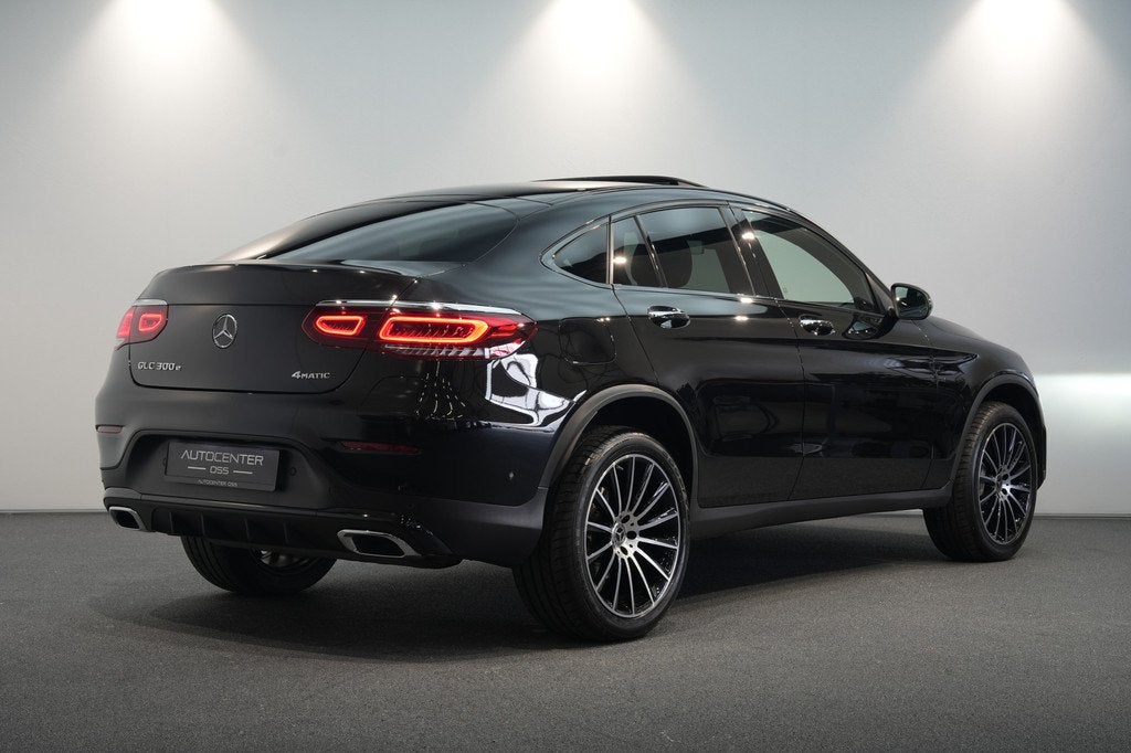 Mercedes-Benz GLC Coupé 300e 4MATIC Premium Plus ✅ SCHUIF, Auto's, Mercedes-Benz, Automaat, Gebruikt, 4 cilinders, 320 pk
