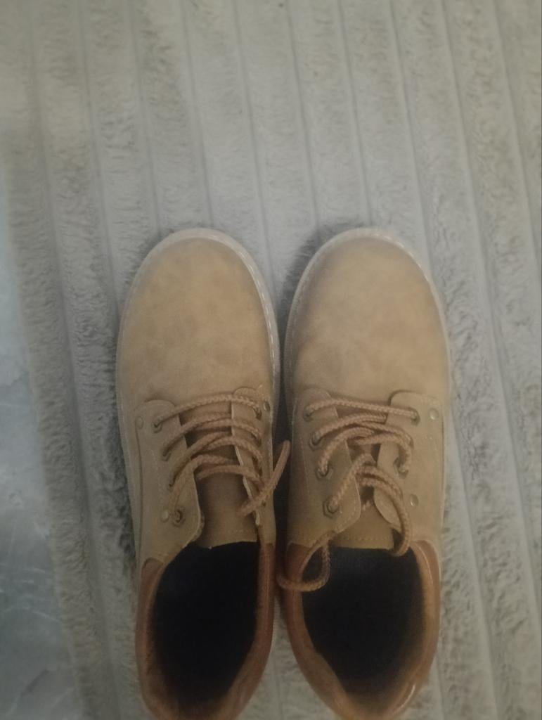 Bruine Boots - Comfortabele en Stijlvolle Schoenen, Ophalen of Verzenden, Zo goed als nieuw, Bruin, Boots