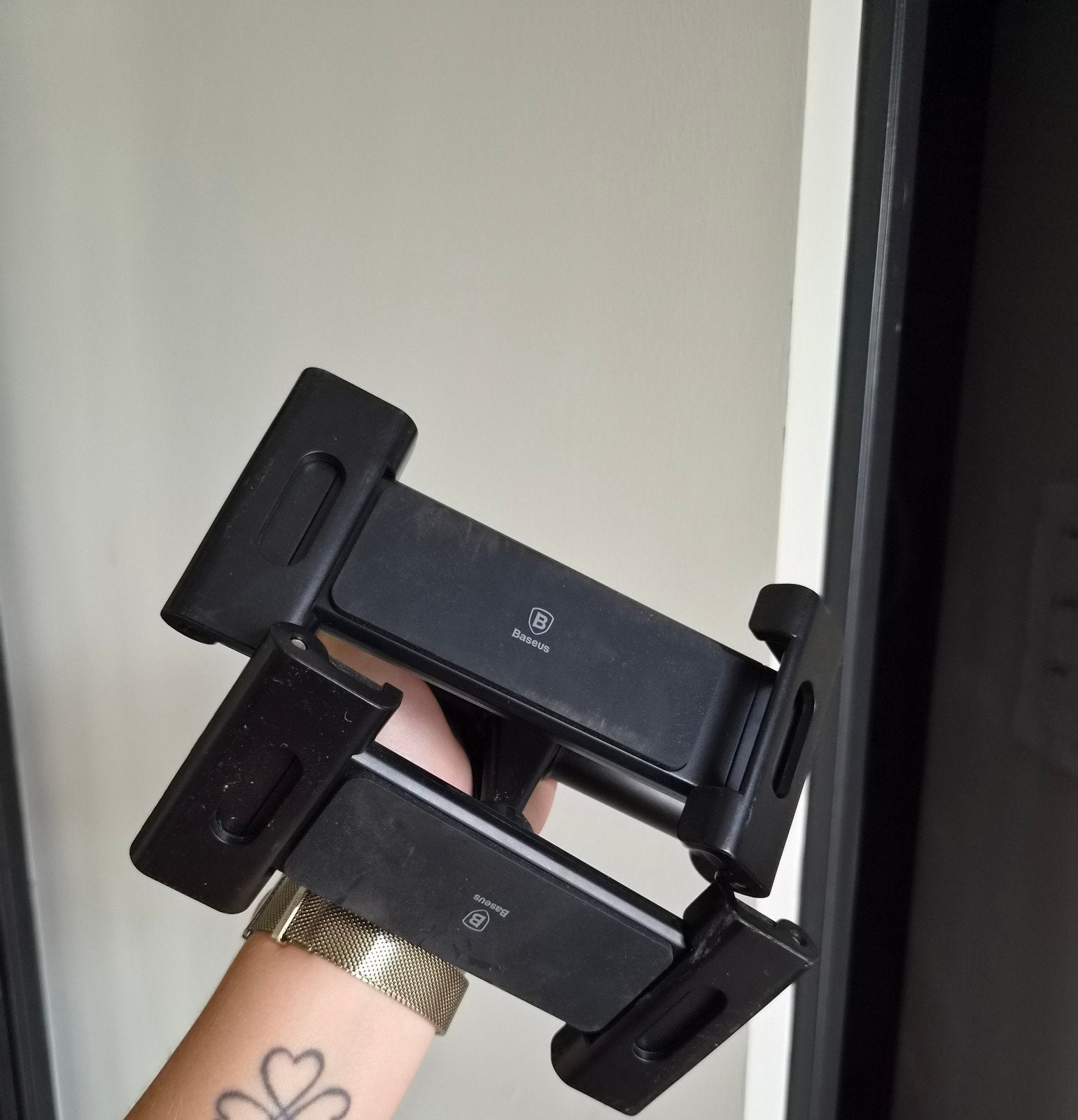 2x ipadhouder auto, Ophalen, Gebruikt, Auto