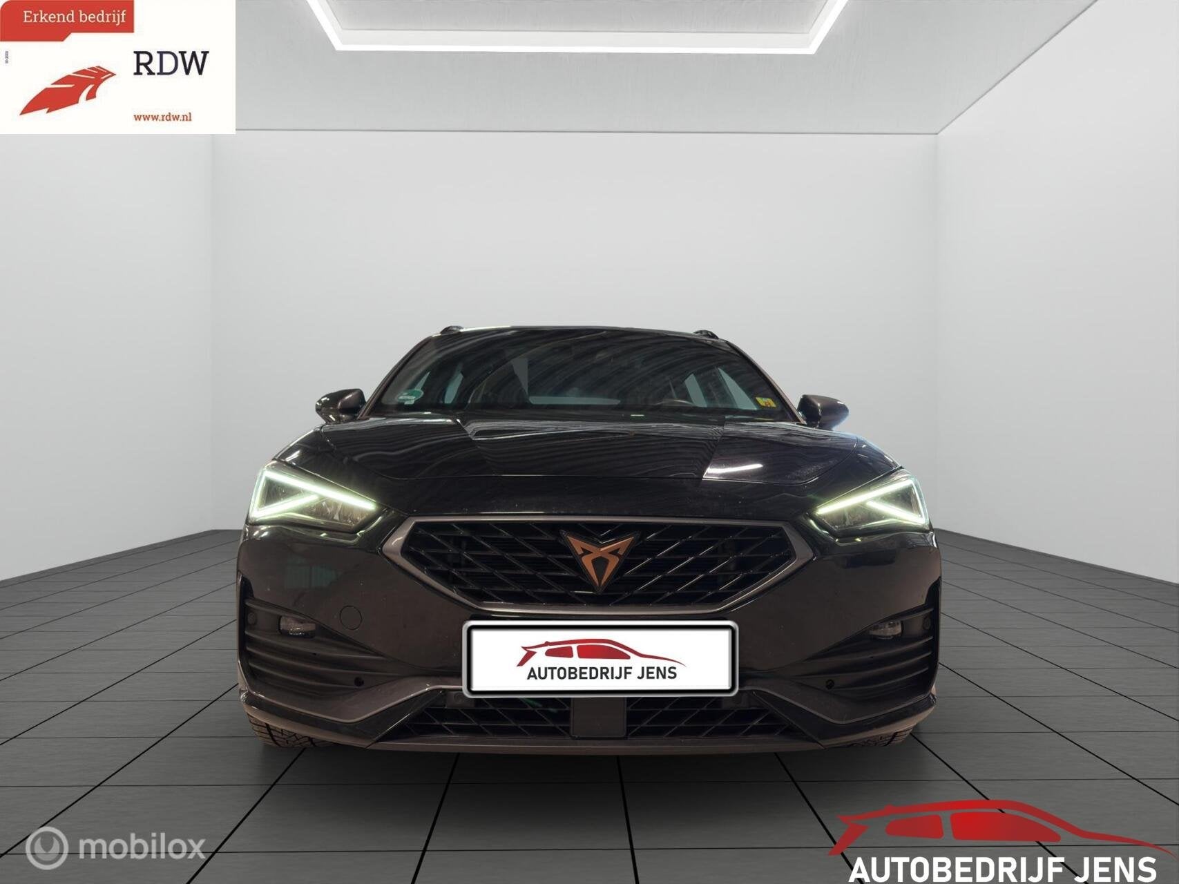 CUPRA Leon Sportstourer 1.4 VZ e-Hybrid Black Edition, Auto's, Cupra, 77 km/l, Gebruikt, 4 cilinders, Leon