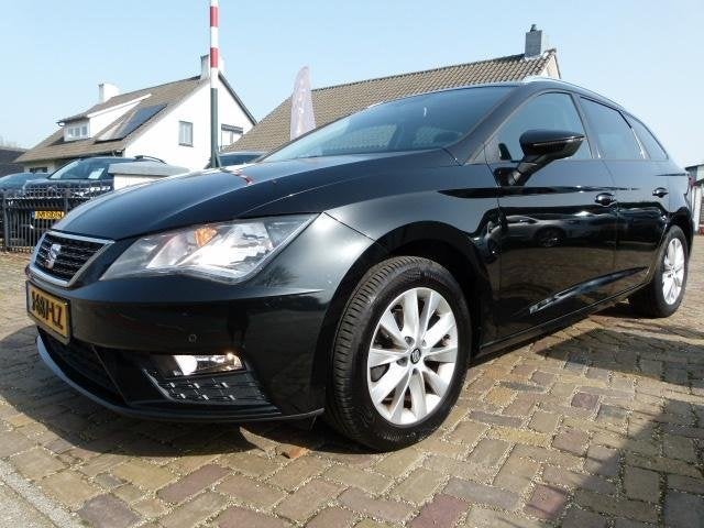 SEAT Leon ST 1.2 TSI Style, NAVI/PDC V+A/LMV/CC, Voorwielaandrijving, Euro 5, Stof, 1147 kg