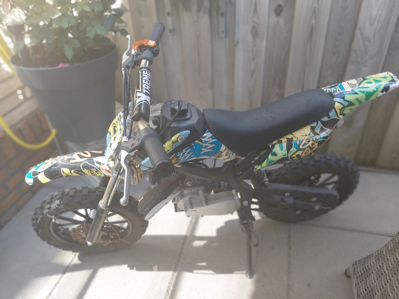 Minicrosser 49cc 2-takt, 10 inch wielen, defecte trekstart, Fietsen en Brommers, Ophalen, Gebruikt, 49 cc, Schijfrem