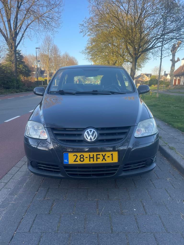 Volkswagen Fox 1.2 73.560km | 40KW 2008 Grijs, Auto's, Voorwielaandrijving, Stof, 969 kg, 4 stoelen