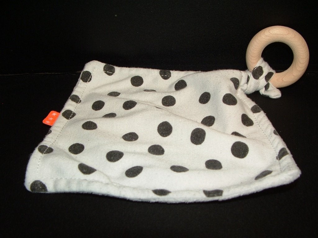 HEMA KNUFFELDOEK MET HOUTEN RING TRICOT WIT MET, Verzenden, Nieuw, Overige typen