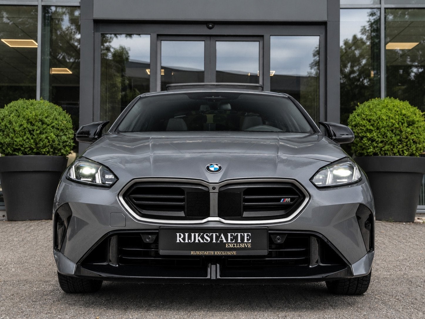 BMW 1-serie M135 xDrive|PANO|H&K|360|HEAD-IP|MEMORY|SFEER|18, Auto's, 1525 kg, Gebruikt, 4 cilinders, Met garantie (alle)