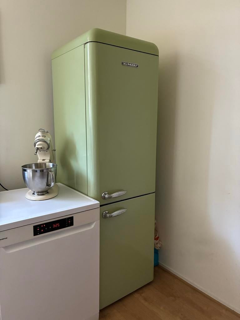 Schneider Retro Design Koelvriescombinatie 304L, Ophalen, 200 liter of meer, Met aparte vriezer, Nieuw
