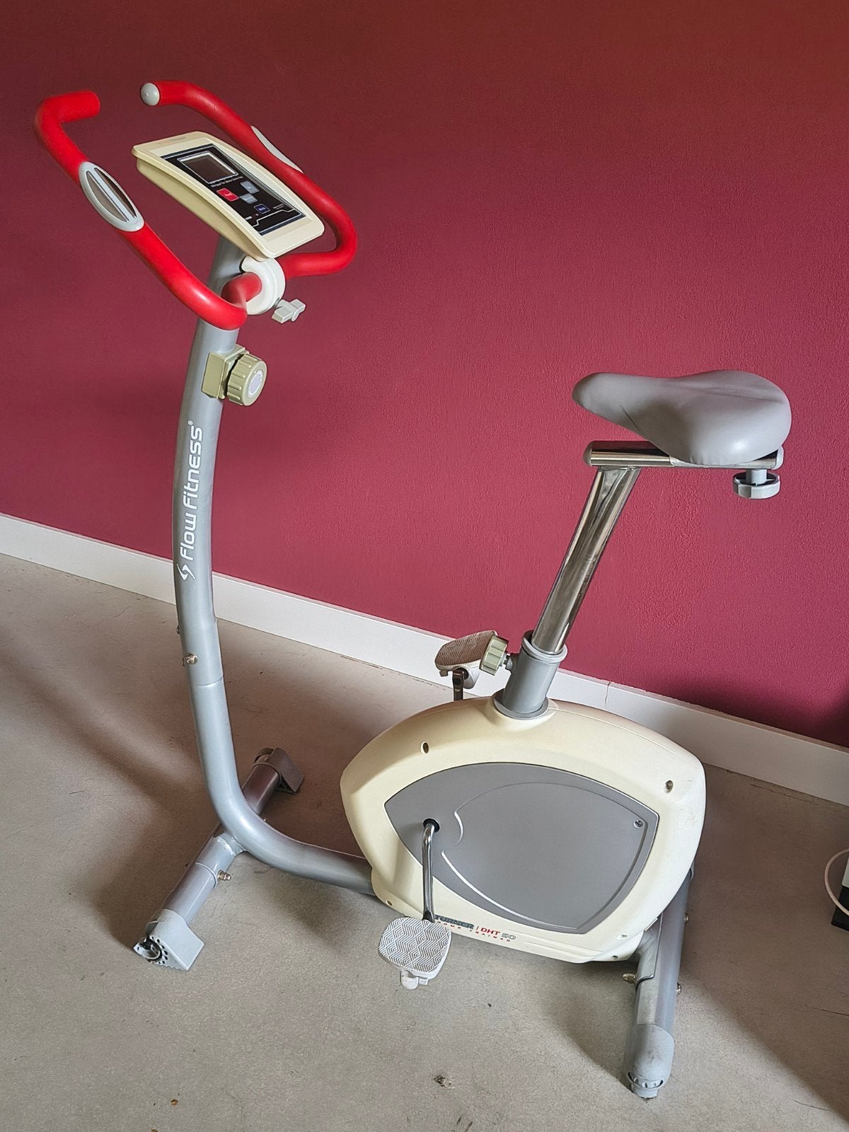 Flow Fitness Hometrainer DHT 50 - Zo goed als nieuw, Ophalen, Gebruikt, Hometrainer