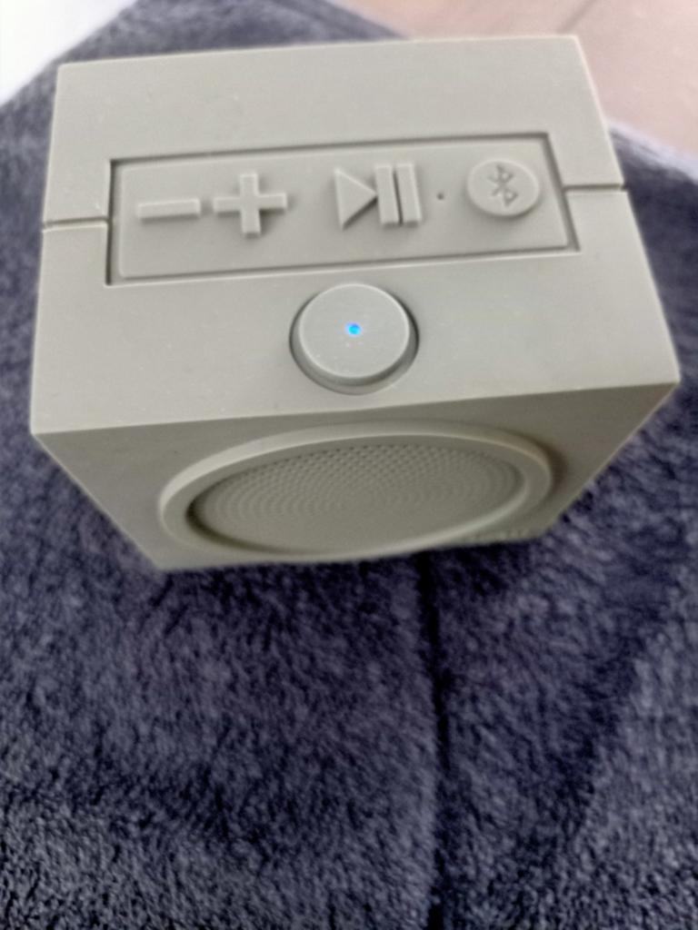 Lexon Tykho Bluetooth Speaker - Stijlvol en Draagbaar, Audio, Tv en Foto, Luidsprekers, Gebruikt, Overige typen, Minder dan 60 watt