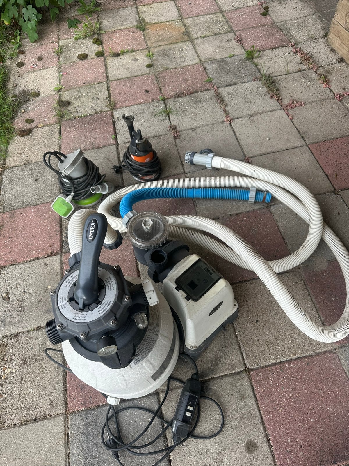 Intex Zandfilterpomp met toebehoren, Ophalen of Verzenden, Gebruikt, Overige typen
