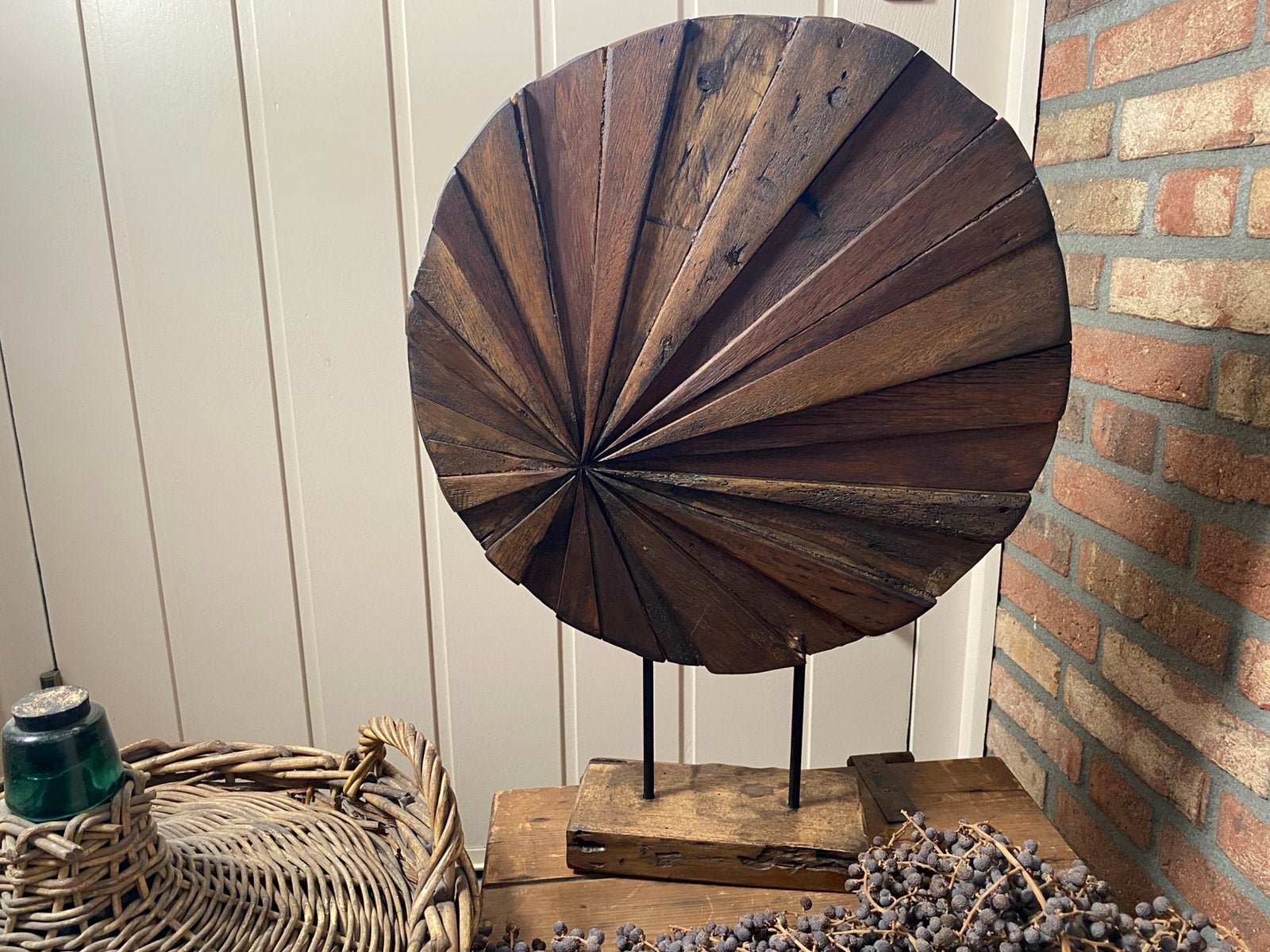 Landelijke houten ornament op voet, 55 cm hoog, Huis en Inrichting, Ophalen of Verzenden, Zo goed als nieuw, Bruin, Hout