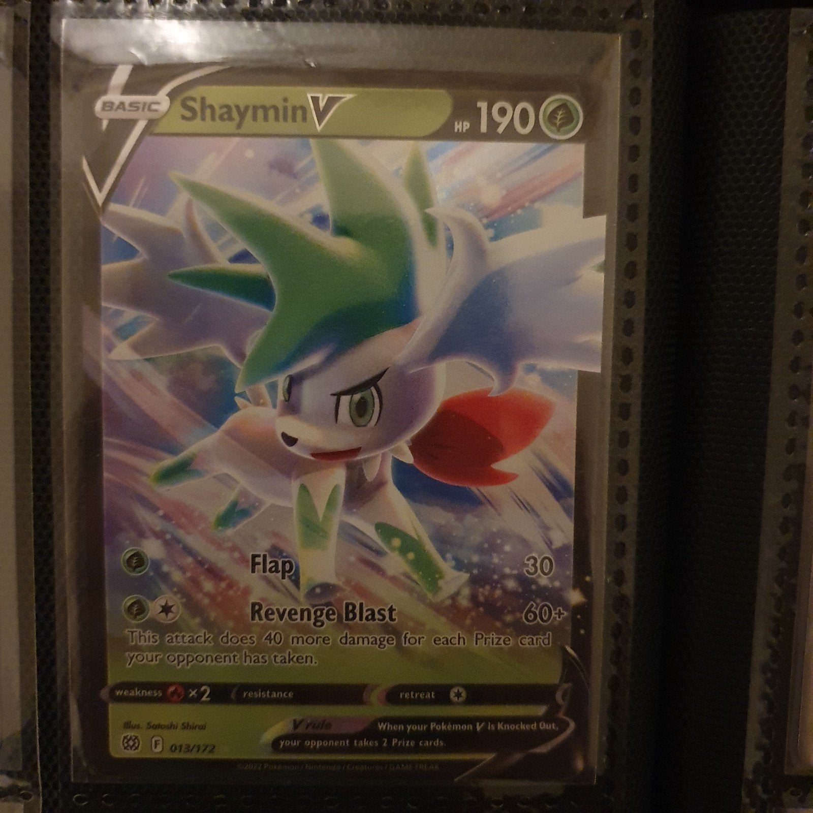 Pokemon Shaymin V 013/172 Brilliant Stars, Ophalen of Verzenden, Zo goed als nieuw, Losse kaart, Foil