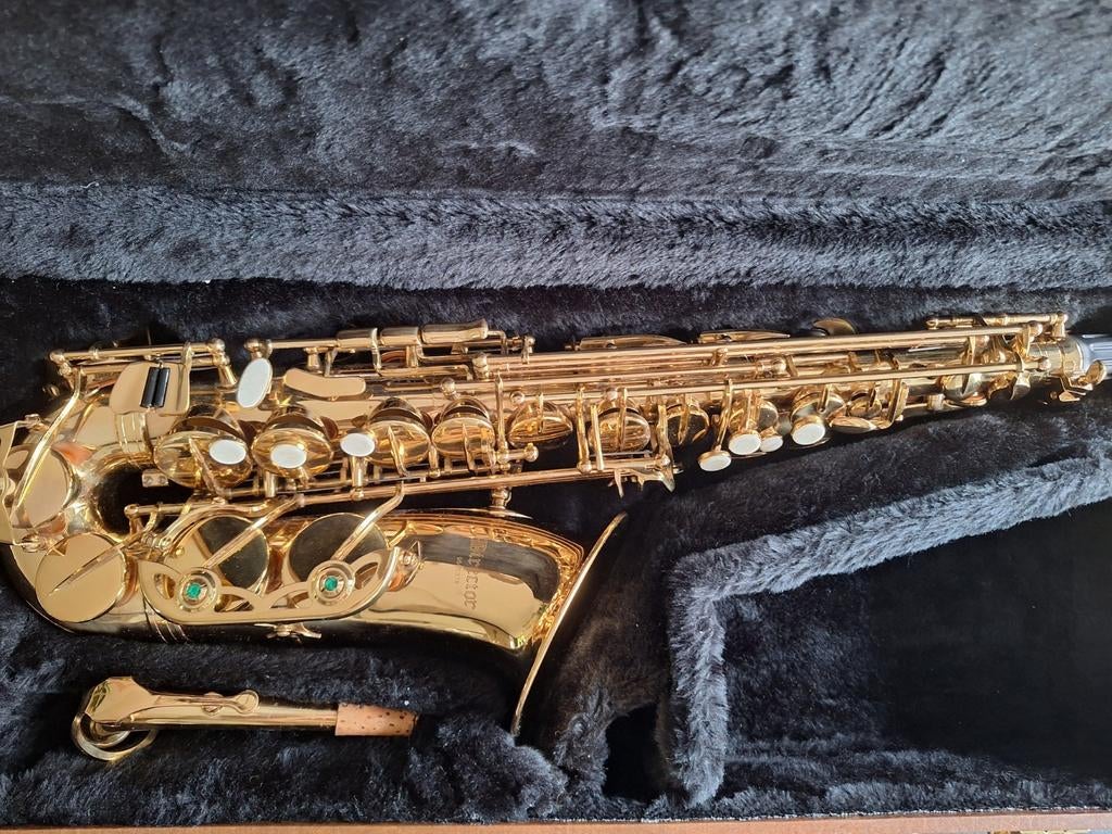 Zo goed als nieuwe saxofoon met alle accessoires, Ophalen of Verzenden, Zo goed als nieuw, Alt, Met koffer