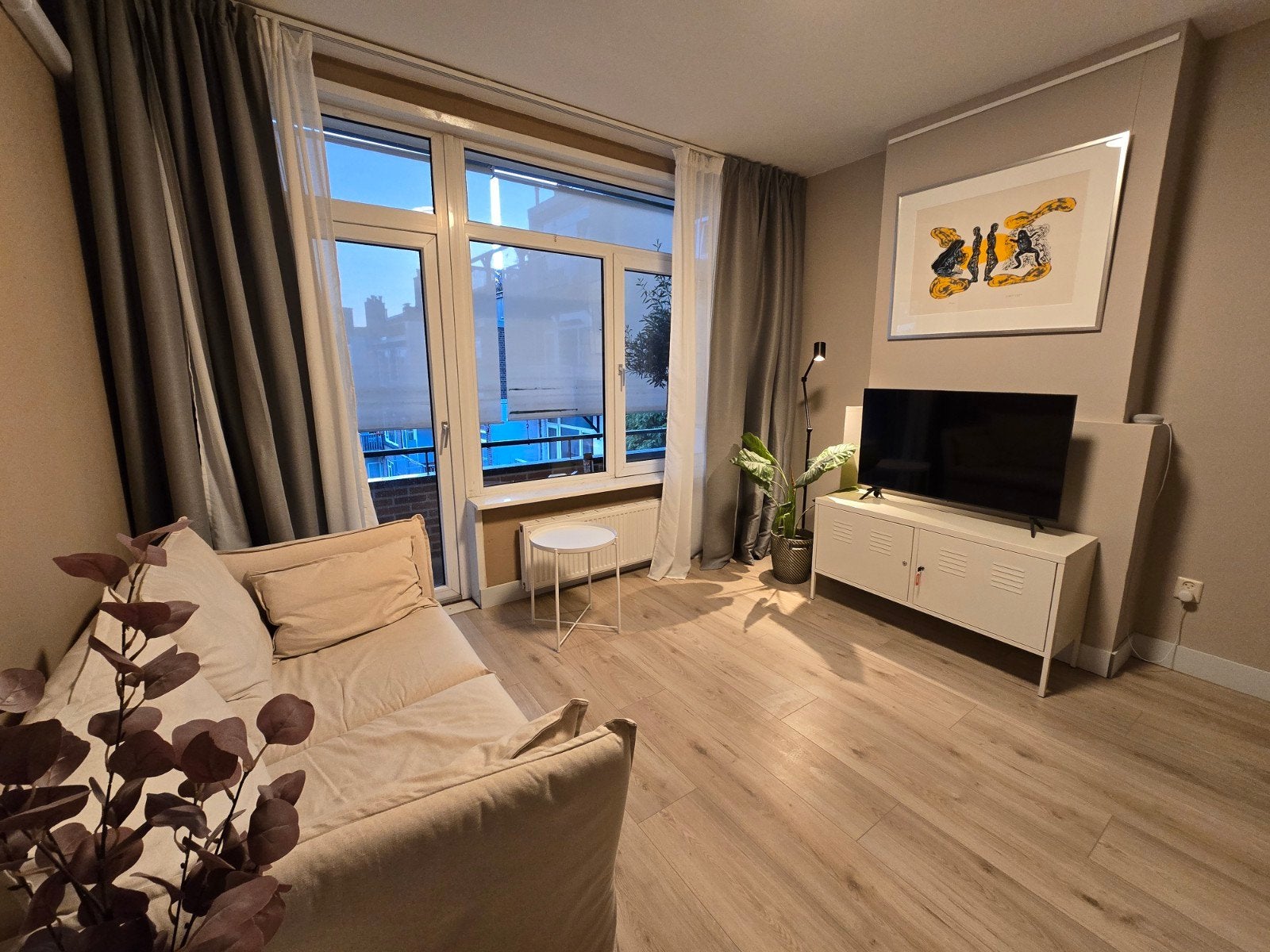 Fully Furnished Room – Bergweg Rotterdam Noord (22 m²), Huizen en Kamers, Kamers te huur, 20 tot 35 m², Rotterdam