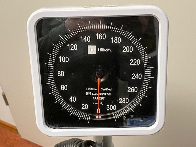 Bloeddrukmeter op verrijdbaar statief, Niet ingevuld, Gebruikt, Niet ingevuld, Ophalen of Verzenden