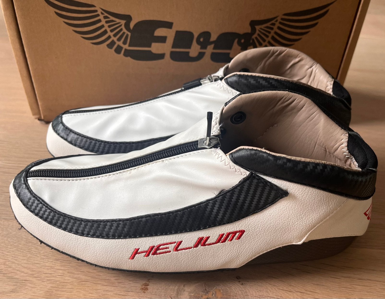 Evo Helium langebaan schaatsschoenen wit maat 41, Overige merken, Klapschaats, Ophalen of Verzenden, Zo goed als nieuw