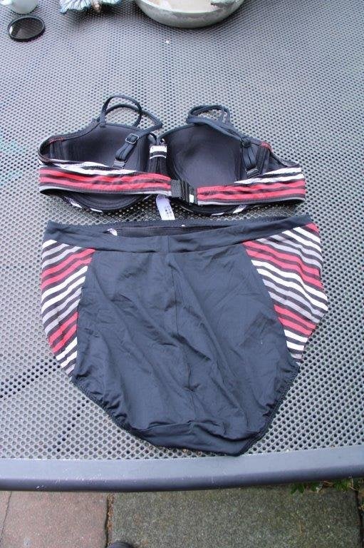 Bikini zwart/ rood Prima Donna mt 44 85B Vaste prijs, Kleding | Dames, Badmode en Zwemkleding, Ophalen of Verzenden, Zo goed als nieuw