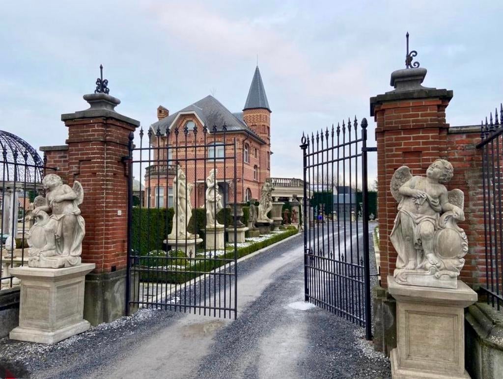* zeer grote Engelen tuinbeelden Engel set op sokkel groot, Ophalen, Gebruikt, Steen, Engelenbeeld