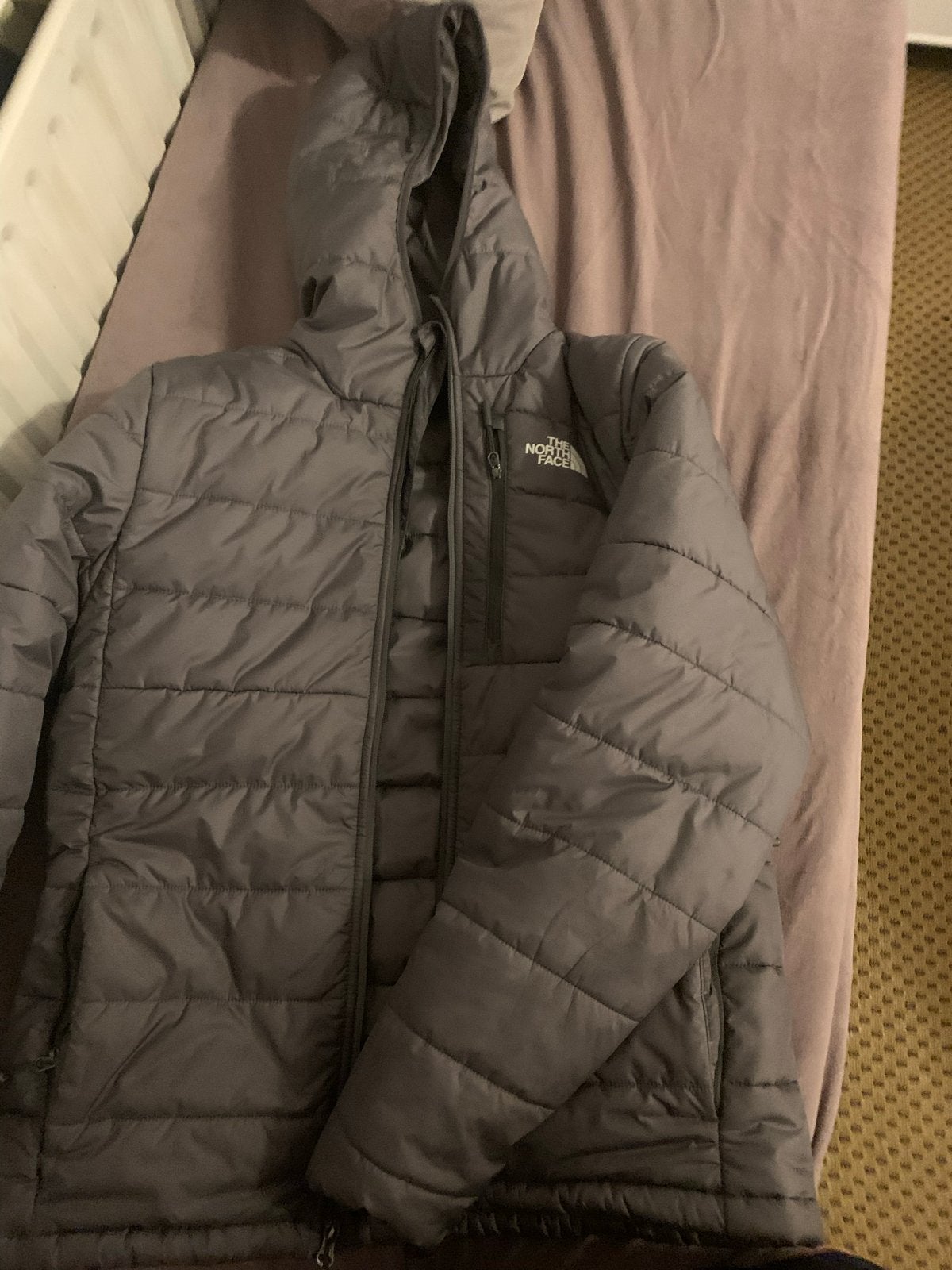 The North Face Puffer Jas - Grijs, Ophalen of Verzenden, Zo goed als nieuw, Maat 48/50 (M), Grijs