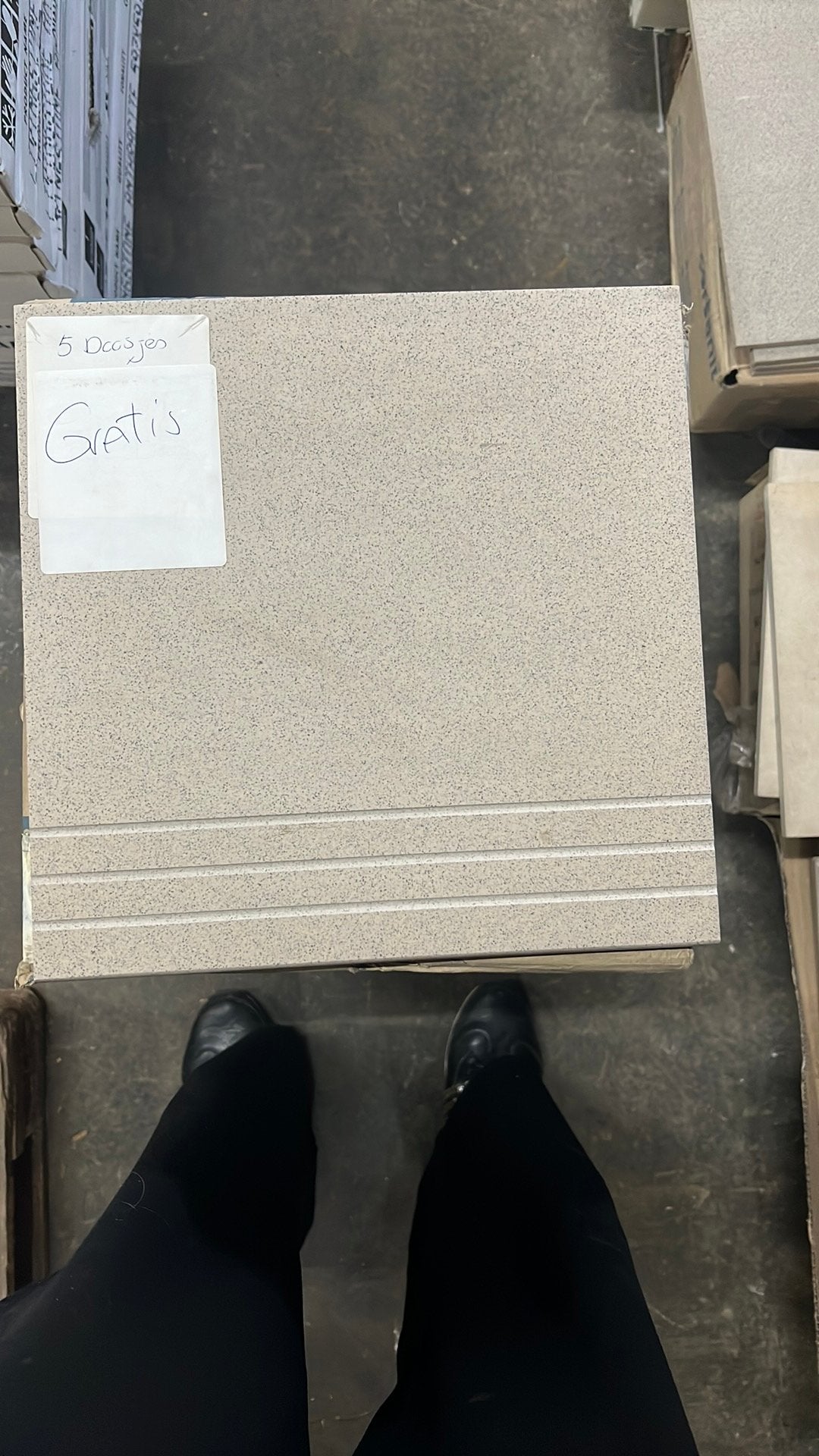 Gratis tegels 30x30 cm  5 m2, Tuin en Terras, Ophalen of Verzenden, Nieuw, Keramiek, Terrastegels