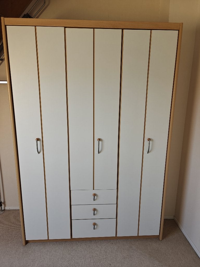 Kledingkast, Huis en Inrichting, Kasten | Kledingkasten, 100 tot 150 cm, Zo goed als nieuw, 150 tot 200 cm, Overige houtsoorten
