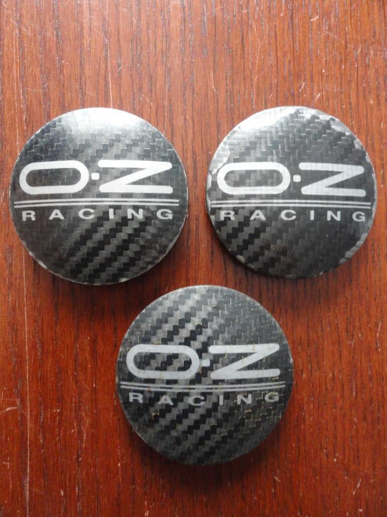 OZ - centercaps (3 stuks), Ophalen of Verzenden, Gebruikt