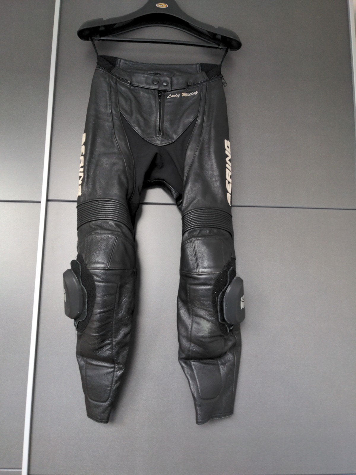 Bering zwarte leder motorbroek maat XS, Ophalen of Verzenden, Tweedehands, Broek | leer, Bering